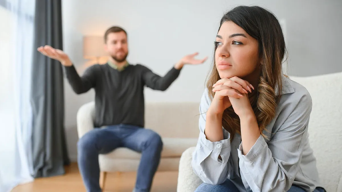 “Am I The Jerk For Accepting A Promotion My Boyfriend Doesn't Want Me To Take?”