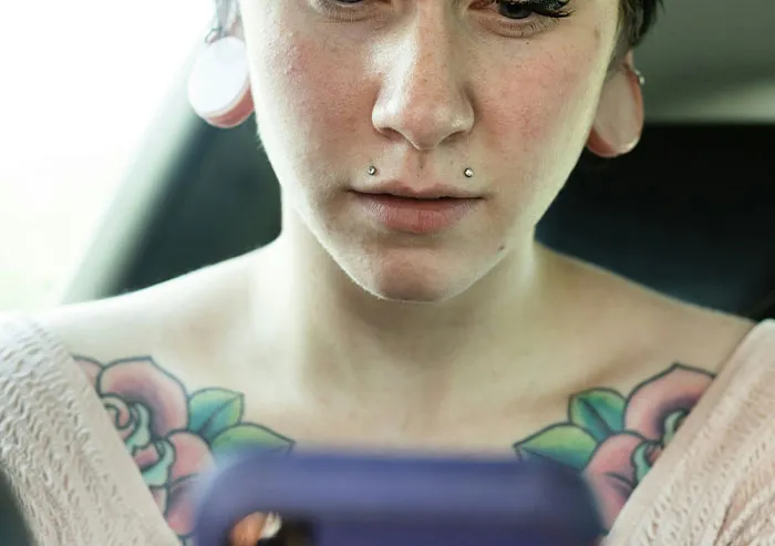 48 Things People Saw On Another Person’s Phone That They’ll Never Unsee
