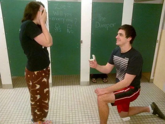 So My Friend Proposed Like This To His Girlfriend