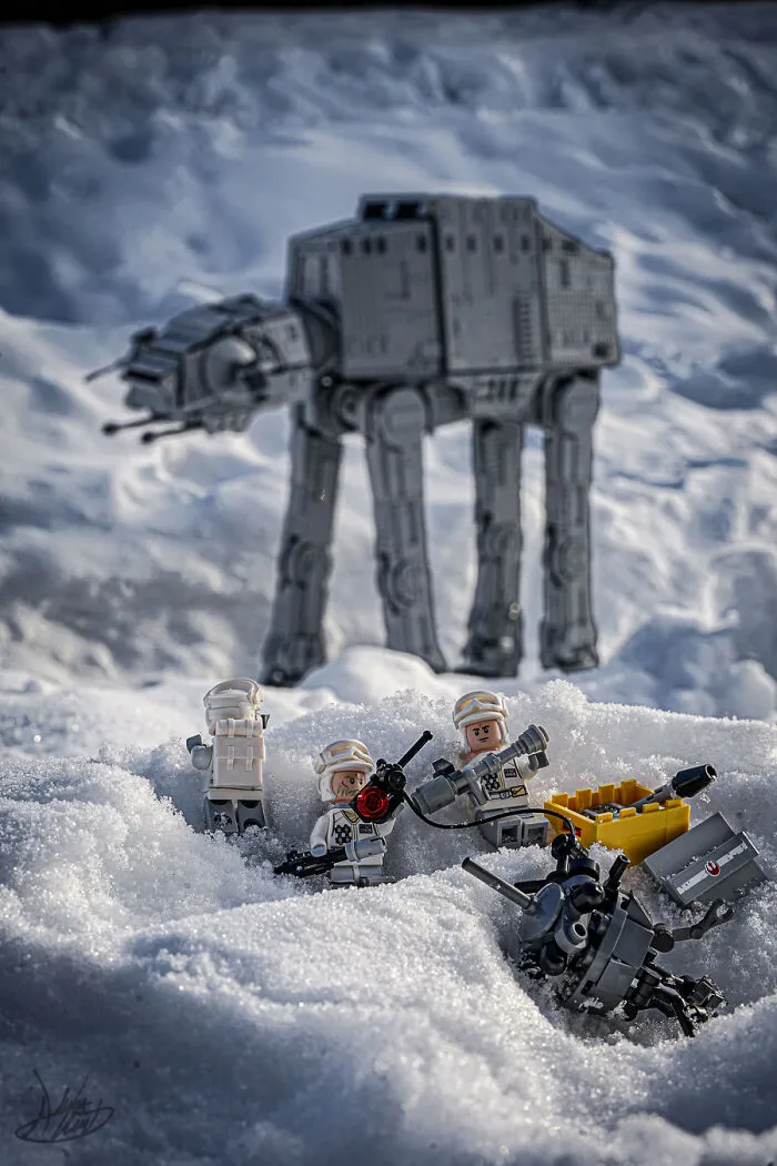 He Uses Backyards And Landscapes To Turn LEGO Models Into Cinematic Worlds (34 Pics)
