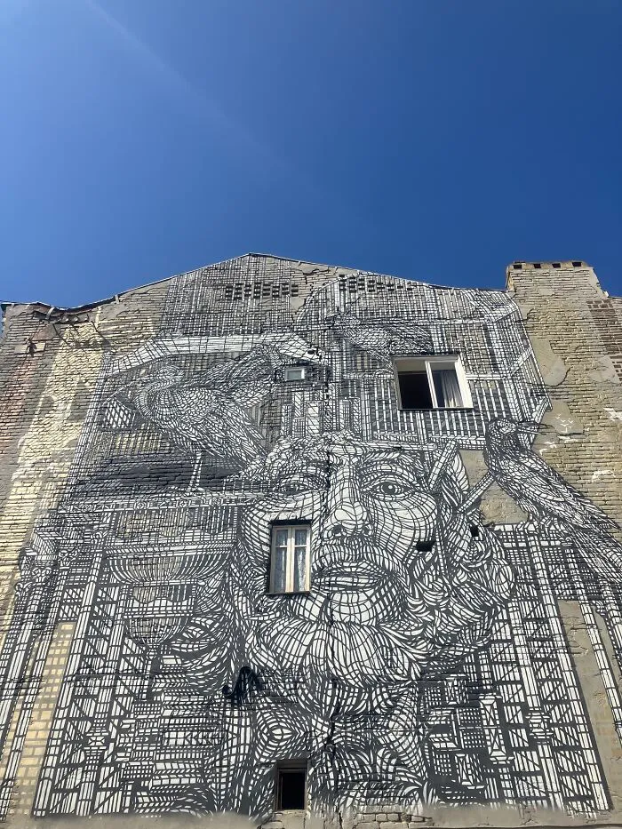 I Explored Tbilisi’s Streets And Found One Incredible Artwork After Another (36 Pics)