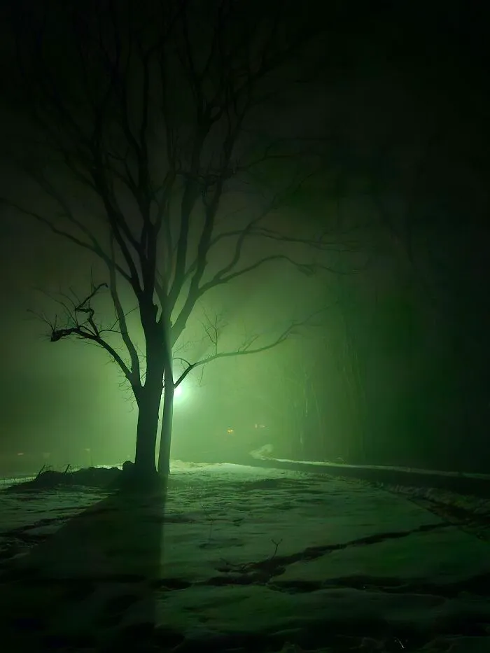 This FB Page Is Dedicated To Liminal Photography, And Here Are 79 Of The Most Eerie Photos