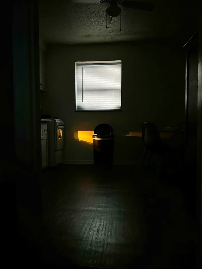 This FB Page Is Dedicated To Liminal Photography, And Here Are 79 Of The Most Eerie Photos