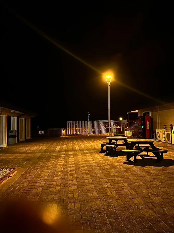 This FB Page Is Dedicated To Liminal Photography, And Here Are 79 Of The Most Eerie Photos
