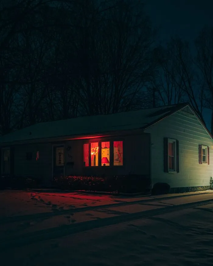 This FB Page Is Dedicated To Liminal Photography, And Here Are 79 Of The Most Eerie Photos