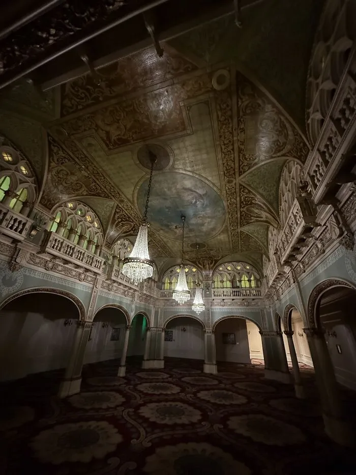 This FB Page Is Dedicated To Liminal Photography, And Here Are 79 Of The Most Eerie Photos