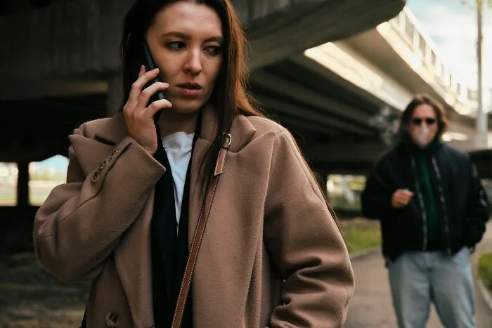 “That’s When I Called 911”: 69 Creepy Dates That Made People Run For The Hills