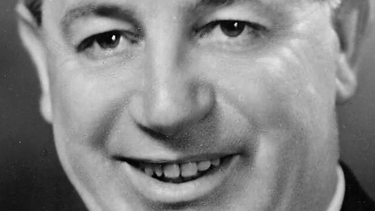 “Even Today We Get Scared”: 45 Infamous And Scary Unsolved Mysteries From Around The World