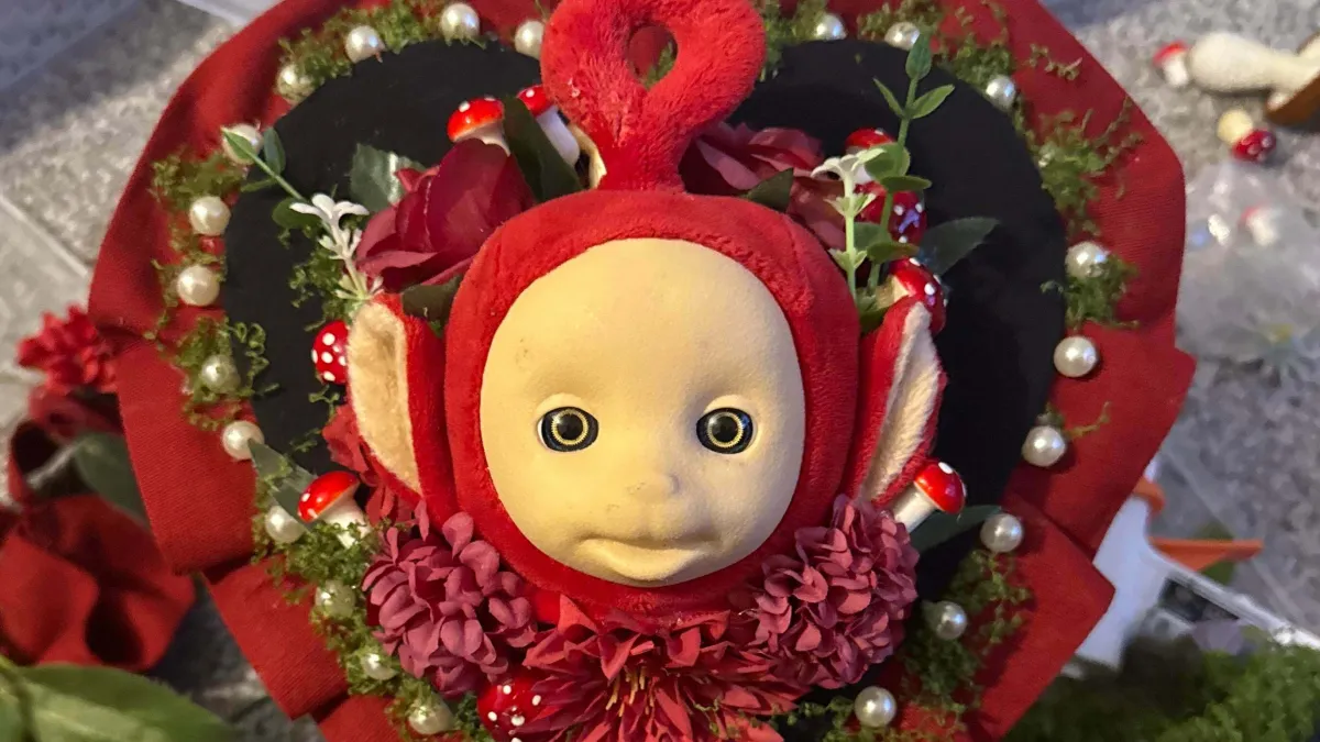 “I Think I’m Sorry?”: 55 People Shared Their Most Cursed DIY Results