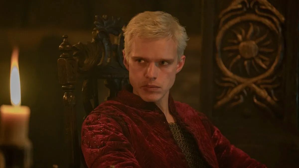 A Knight Of The Seven Kingdoms Fans Roast New Villain Over "Stupid" Detail