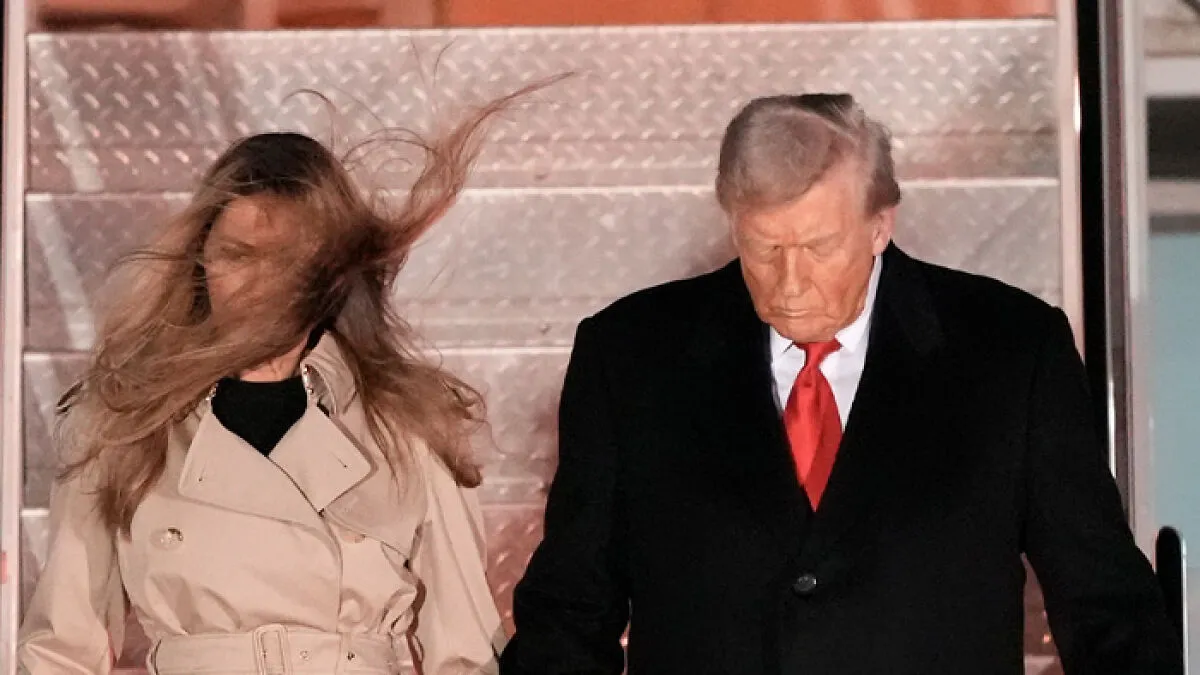 Melania Trump’s Perfectly Polished Appearance Slips As The Wind Uncovers A Hidden Secret