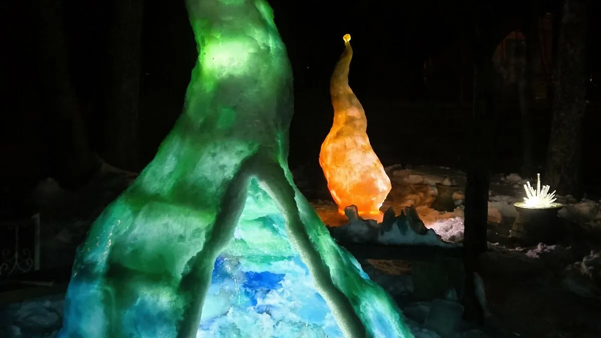 I'm A Stone Mason, Using Snow And Ice During The Winter To Make Art