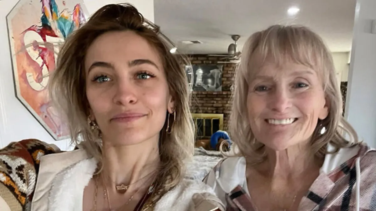 "Who Is The Biological Dad?": Paris Jackson Under Fan Scrutiny After Her Reunion With Mom Debbie Rowe