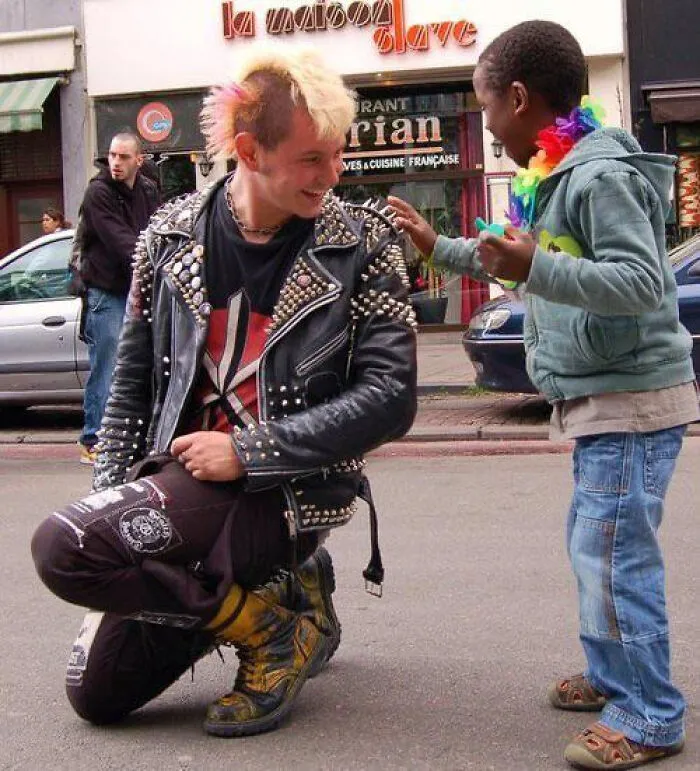 35 Wholesome Pics Showing That There’s Still Good In The World