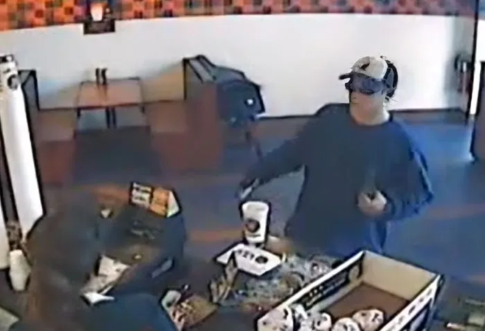 41 Amusing Crime Stories That Involve The Dumbest Criminals 