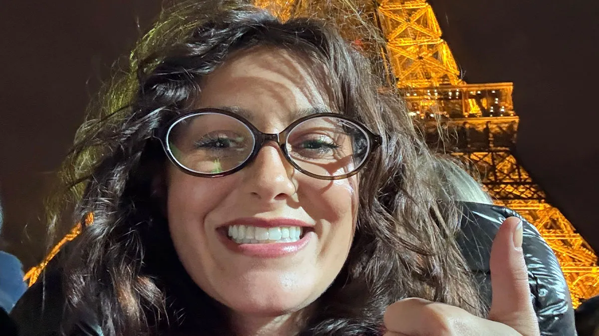 44 Hilariously Spot-On Selfies That Might Send Facebook Moms Into A Rage
