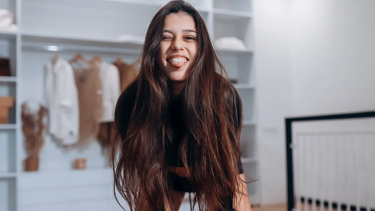 Woman Expects Friend To Cut Off Her Hair For Sister’s Wig, Turns Red When She Doesn’t