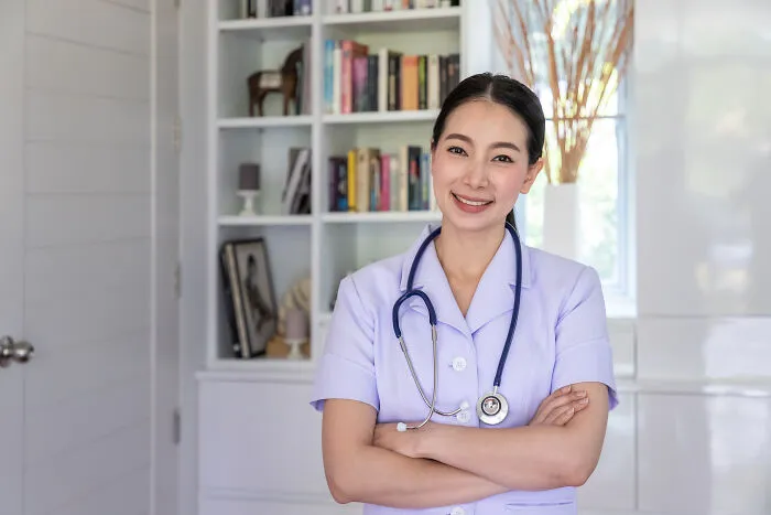 57 Hilarious Things People Said Under Anesthesia That Had Doctors Holding Back Laughter