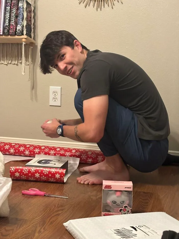 I Present The Gift Wrapping Stance