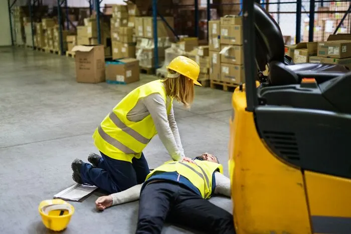 40 Workplace Experiences That Made Employees Walk Away