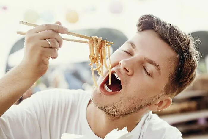 Women In The Bored Panda Community Pointed Out 37 Turnoffs In Men