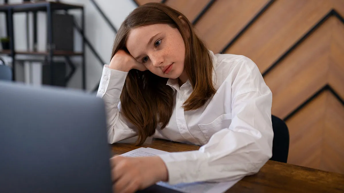 Mom Loses It When She Can't Track Her Daughter's Location, Gets Reality Check About Good Parenting