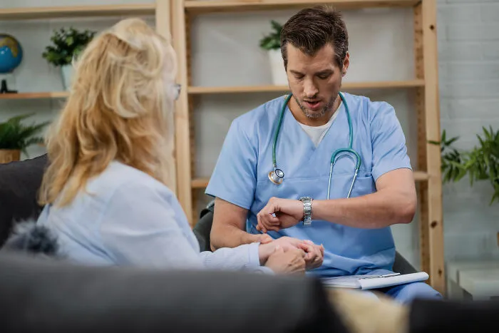 55 Stories About Anti-Vaxx Patients Visiting Doctors