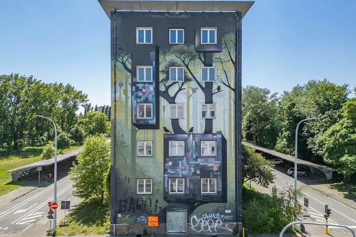 60 Striking Street Art Photos That Might Redefine What You Think Graffiti Can Be