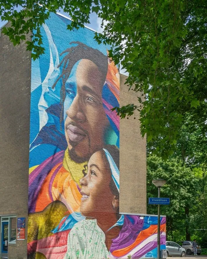60 Striking Street Art Photos That Might Redefine What You Think Graffiti Can Be
