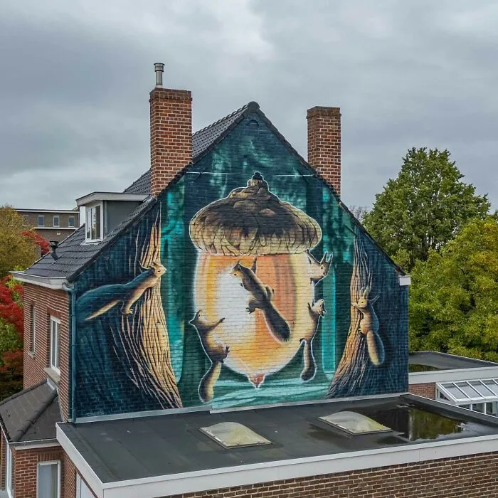 60 Striking Street Art Photos That Might Redefine What You Think Graffiti Can Be