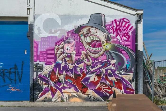 60 Striking Street Art Photos That Might Redefine What You Think Graffiti Can Be