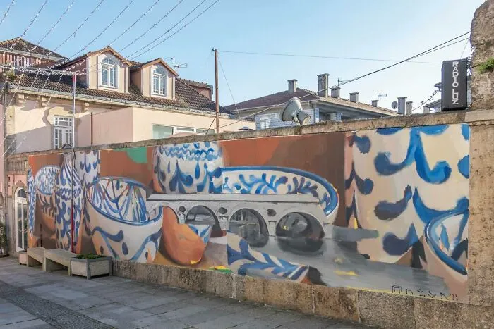 60 Striking Street Art Photos That Might Redefine What You Think Graffiti Can Be