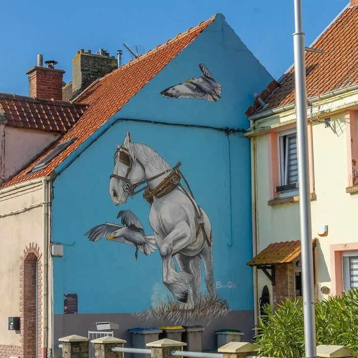 60 Striking Street Art Photos That Might Redefine What You Think Graffiti Can Be