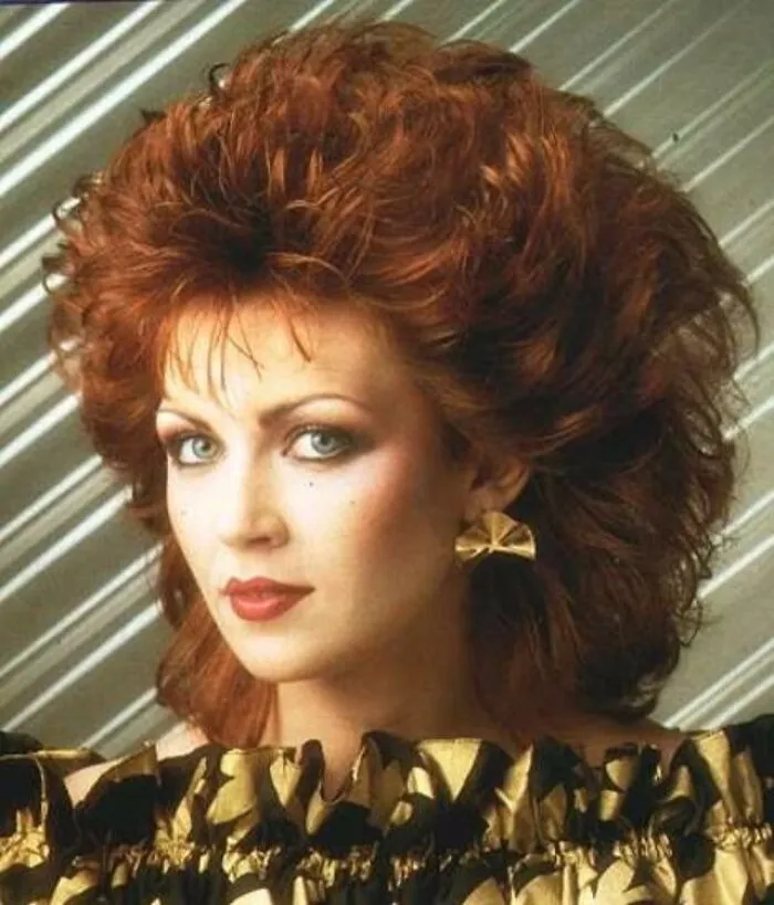 49 Hairstyles People Swear Were Cool In The 80s But Look Hilarious Now