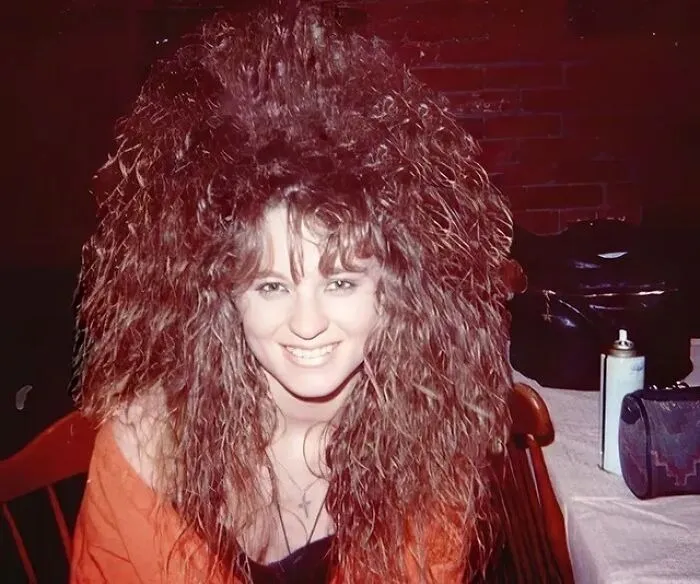49 Hairstyles People Swear Were Cool In The 80s But Look Hilarious Now
