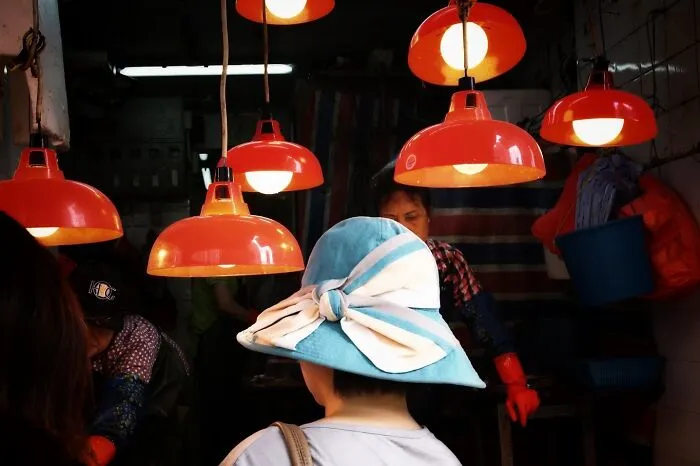 30 New And Unbelievable Street Coincidences Caught On Camera By Edas Wong