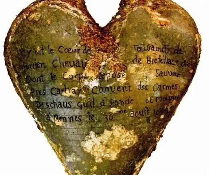 "The First Leper": 25 Times Archaeologists Dug Up Something Straight Out Of A Nightmare