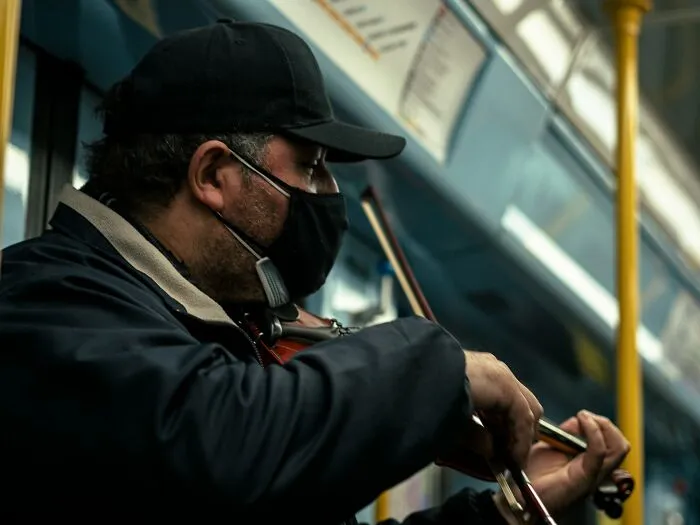 “I Was Speechless”: 75 People Share The Most Unhinged Things They Have Ever Seen On The Subway