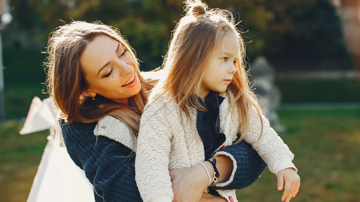 Single Mom Won’t Host Playdates, Shocked When Neighbor Stops Letting Her Kid Come Over