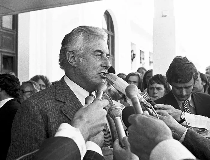 29 People Share Notorious Photos That Changed The Future Of Their Country