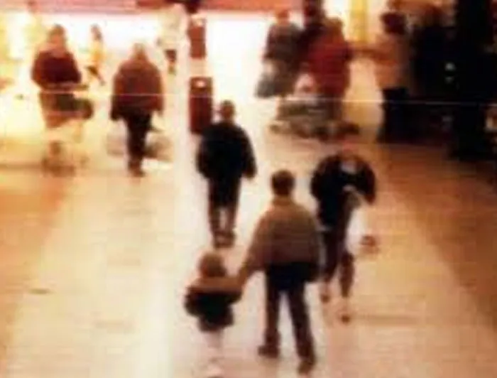 29 People Share Notorious Photos That Changed The Future Of Their Country