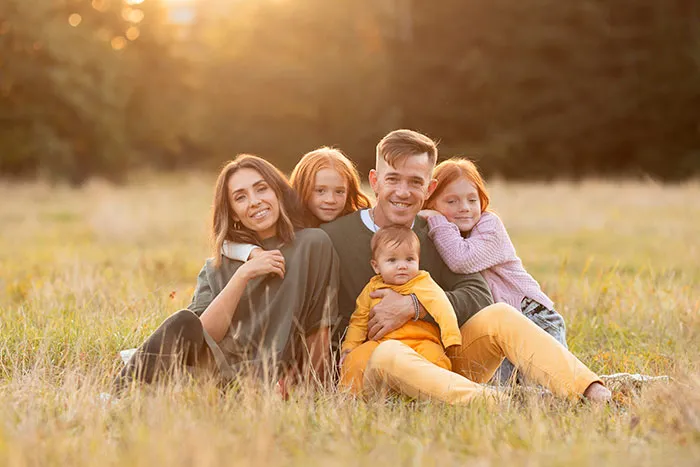 20 Recién nacidos que no se parecían nada a sus padres y desataron el drama