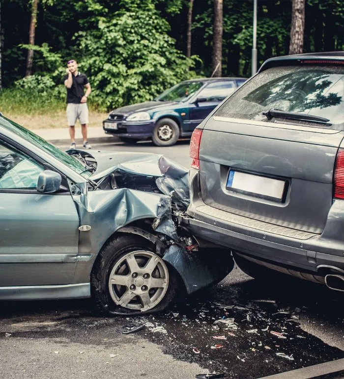 “Man Rear-Ends Himself With His Other Car”: 32 Times People Witnessed Comedy Gold In The Wild