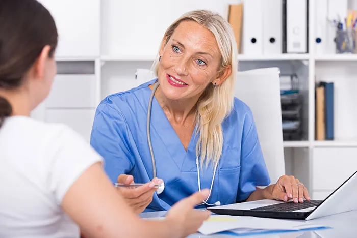Patients Think They’re Helping Doctors And Nurses By Doing These 55 Things But They’re Actually Not