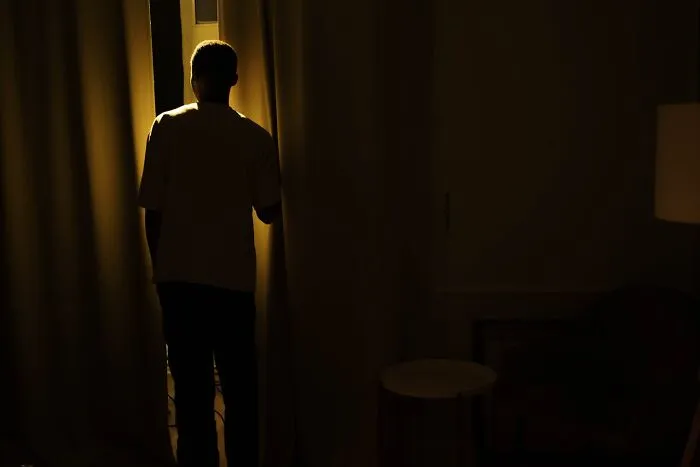69 Bizarre, Creepy, And Terrifying Incidents From The World Of Overnight Jobs