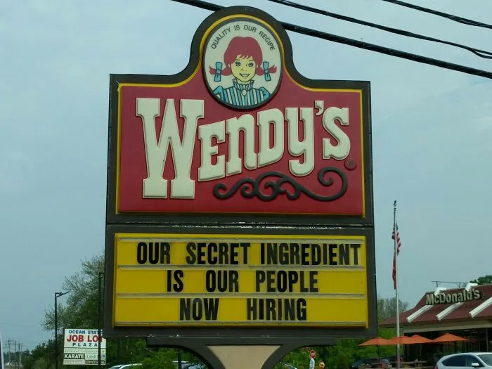 53 Hilariously Bold “Help Wanted” Signs Spotted In The Streets