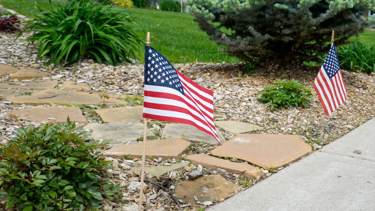 Someone Asked, “What’s A Red Flag When You Visit Someone’s House?” And 43 People Didn’t Hold Back