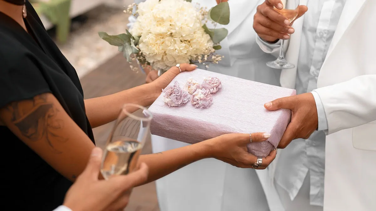 Lady Told To Foot Cousin’s Wedding Bill, Drops The Mic When She Learns She’s Not On The Guest List