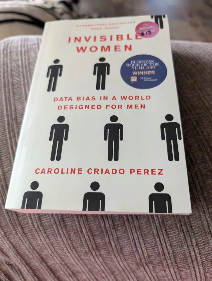 20 Mujeres comparten las realidades cotidianas de la feminidad que los hombres rara vez notan