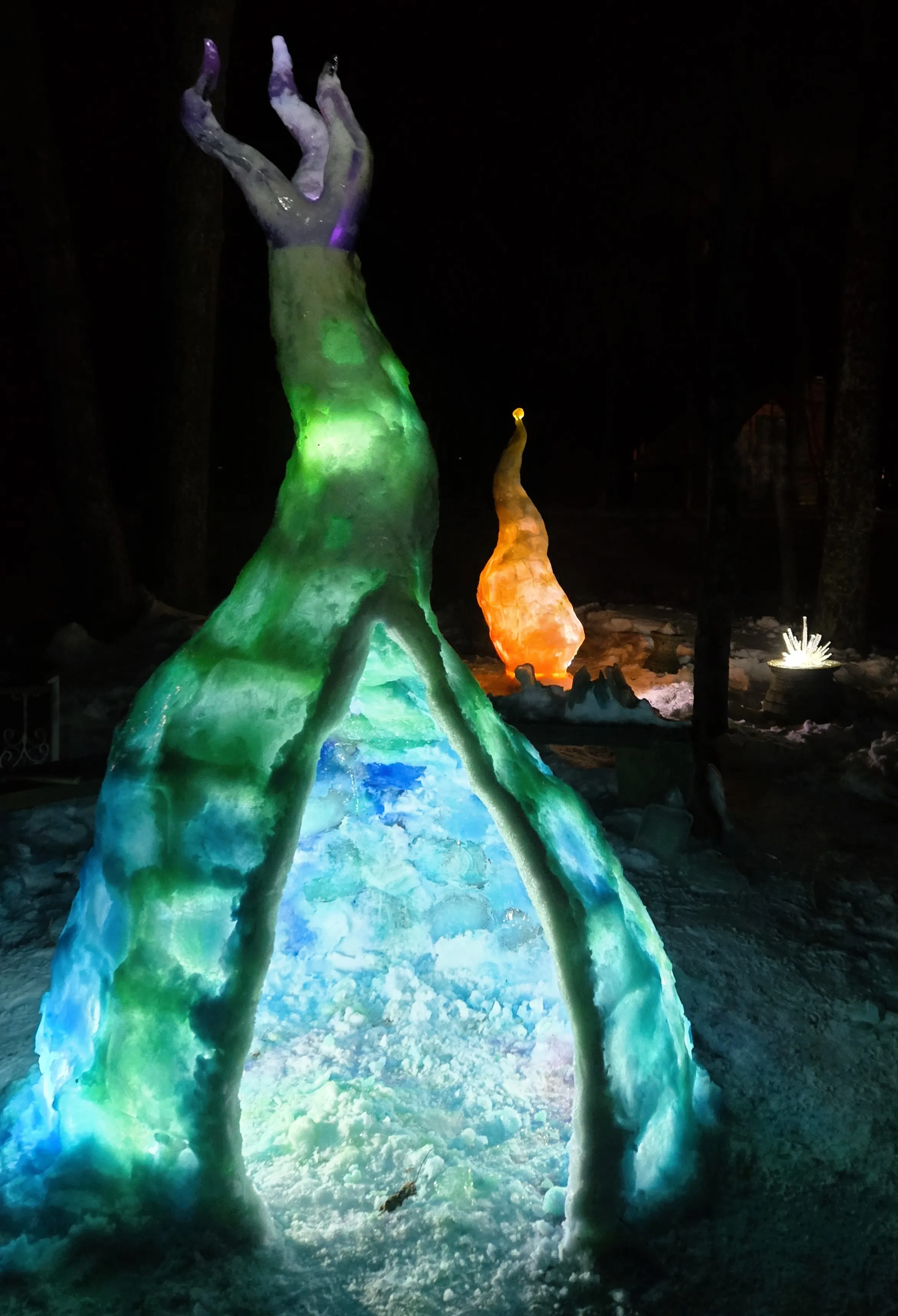I'm A Stone Mason, Using Snow And Ice During The Winter To Make Art